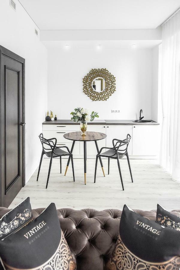 Four Luxury Flats Aparthotel Κάουνας Εξωτερικό φωτογραφία
