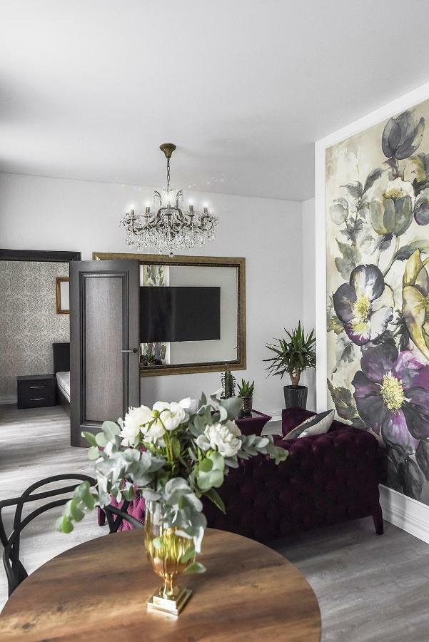 Four Luxury Flats Aparthotel Κάουνας Εξωτερικό φωτογραφία
